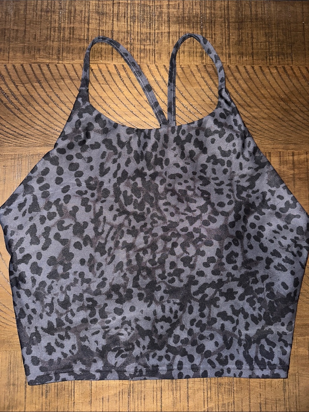 Old Navy Active Go-Dry Gray Leopard Print Cropped Tank Top